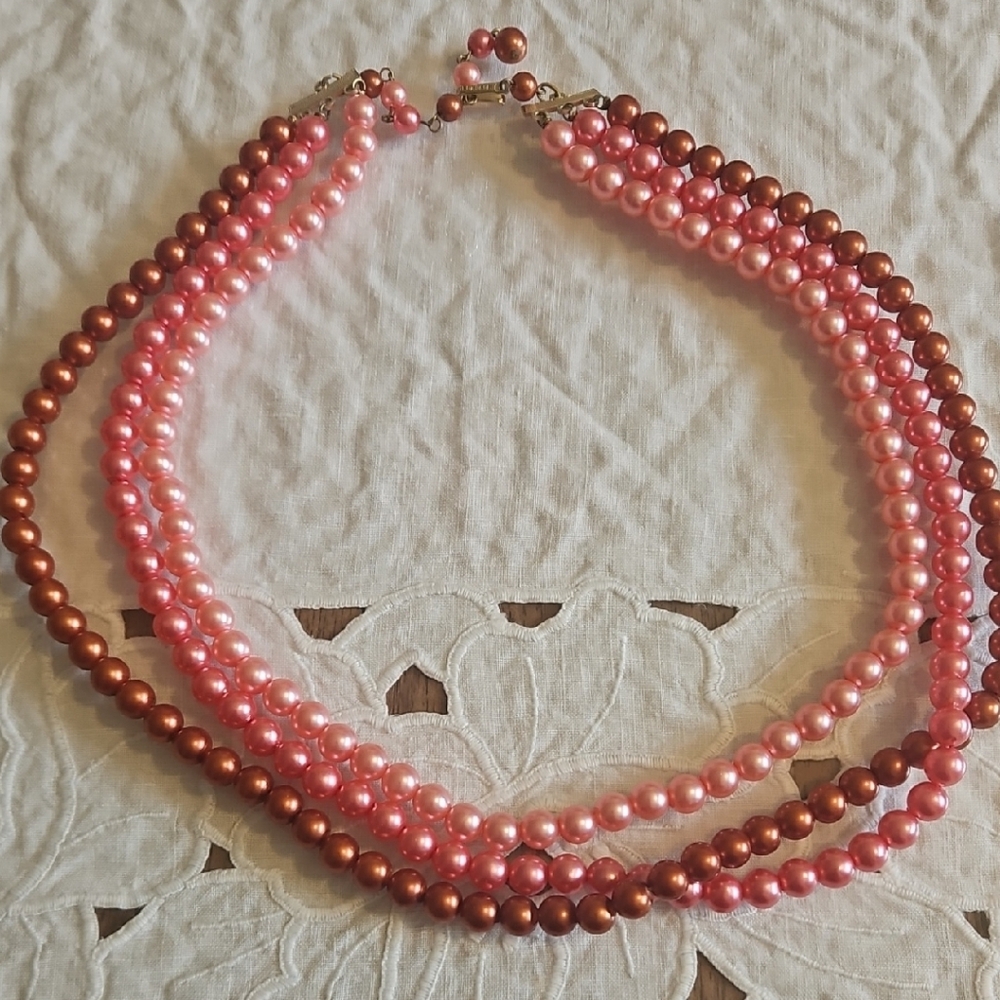Elegant Pink and Brown Beaded Necklace